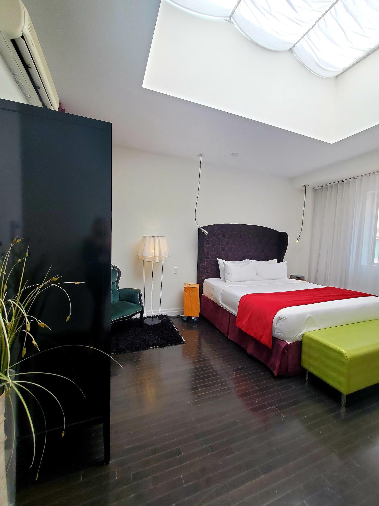 Chez Swann Hotel 4*